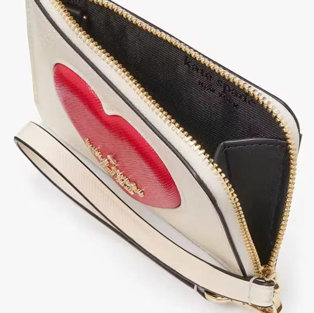 Kate Spade Madison Puffy Heart Small Card Holder Wristlet
